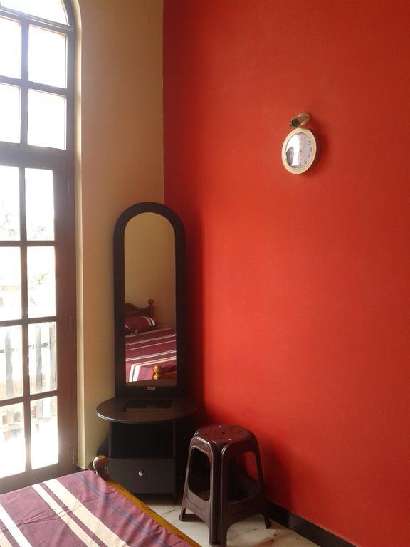Aurora - Negombo Budget Hostel 외부 사진