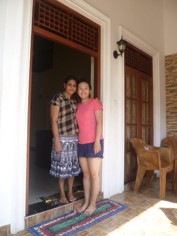 Aurora - Negombo Budget Hostel 외부 사진
