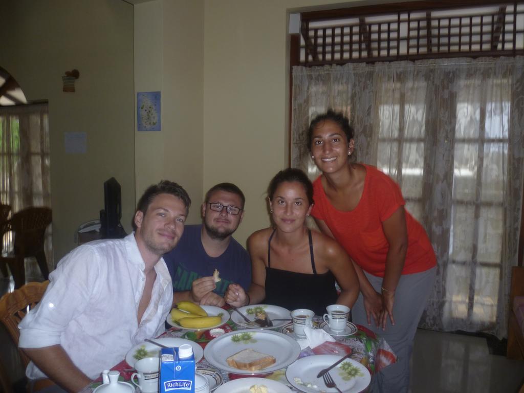 Aurora - Negombo Budget Hostel 외부 사진